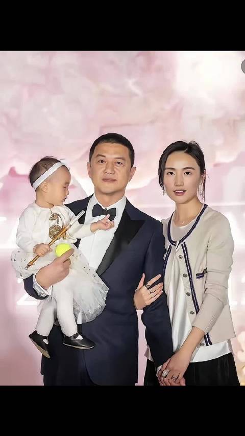 海哈金喜家庭聚会引发热议 体育明星谈婚姻观