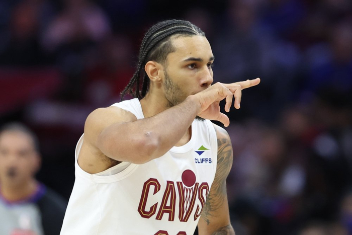 韦德泰森伤退骑士客战爵士，或周三驰援湖人