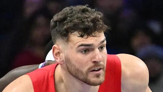 亨德森爆发罗威统治内线 开拓者末节逆转马刺夺